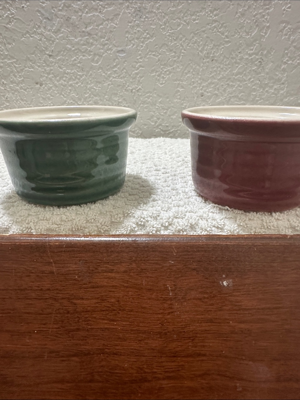 Emile Henry Le Potier Ramekin Set